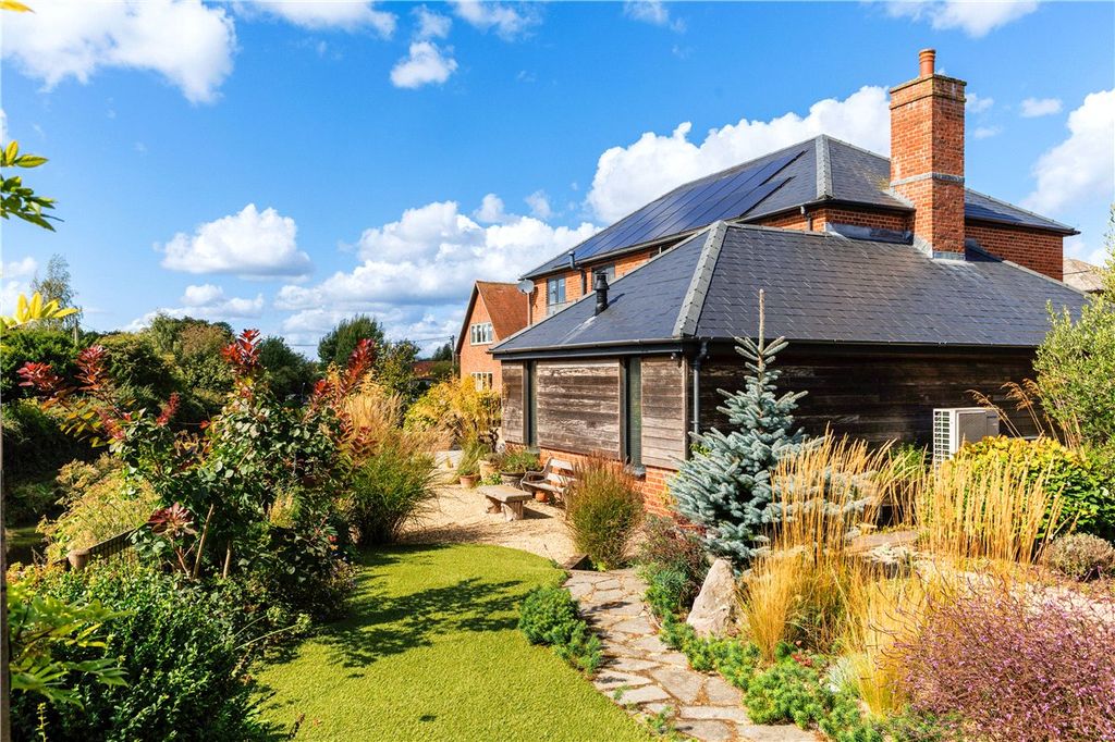 Property photo 3 of 16 Picture No. 34