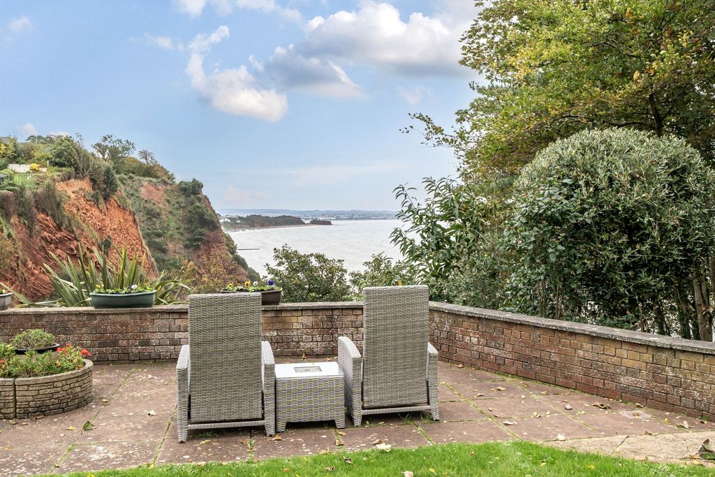 Property photo 3 of 29 Communal Grounds