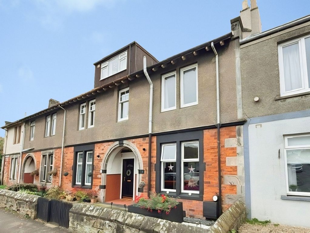 Property photo 2 of 18