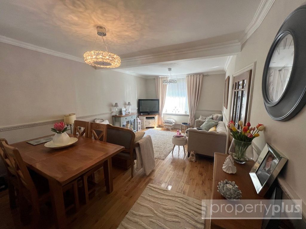 Property photo 3 of 16 Picture No. 07