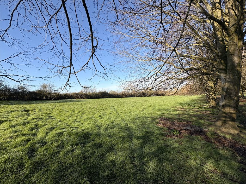 Property photo 2 of 6 Picture No. 02