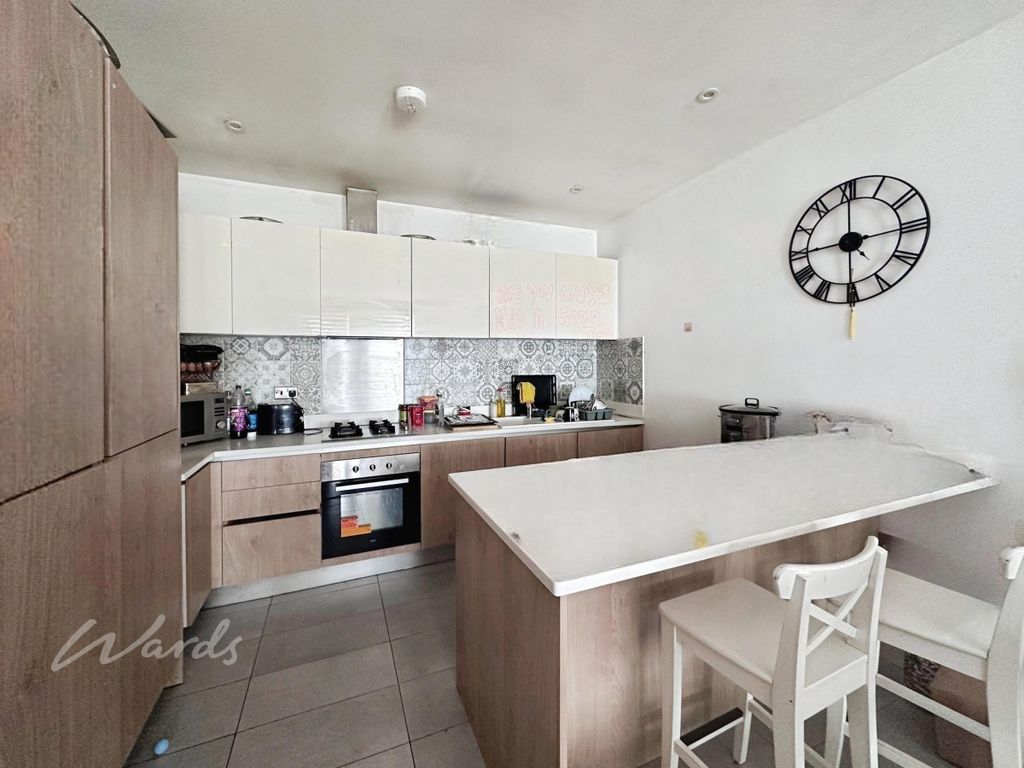 Property photo 3 of 7 Knot 8 Kitchen Use