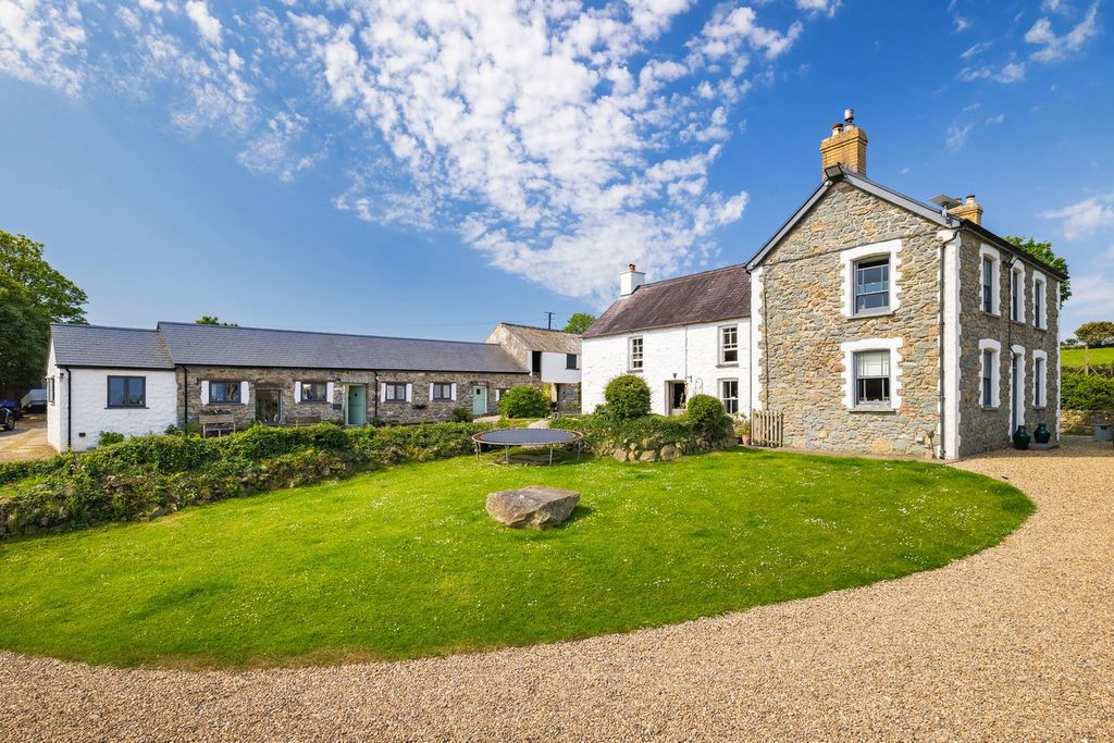 Additional image 7 of 4 bed farmhouse for saleLlanychaer SA65