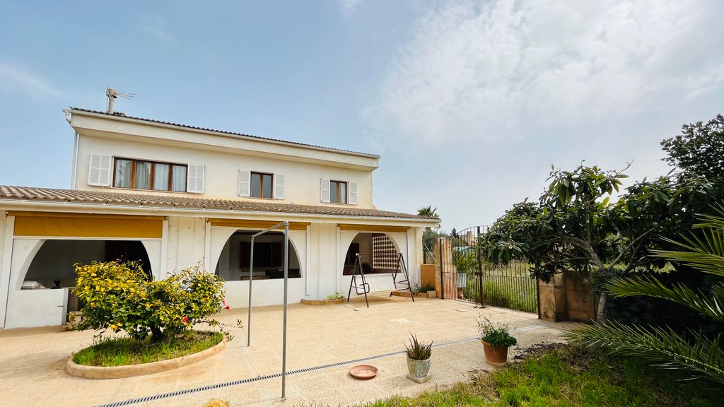 Property photo 3 of 8 78770 3.Jpg