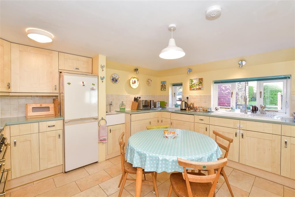 Property photo 2 of 22 Kitchen/ Breakfast Room