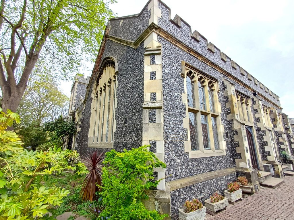 Property photo 1 of 16 Picture No. 28