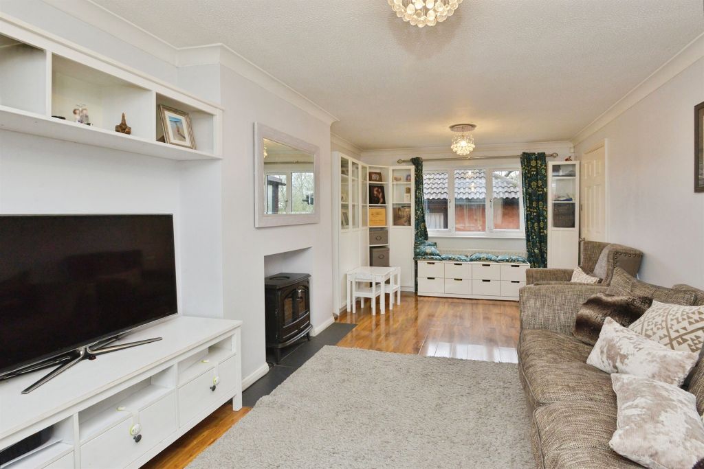 Property photo 3 of 16