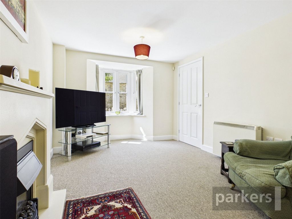 Property photo 2 of 15 Living Room