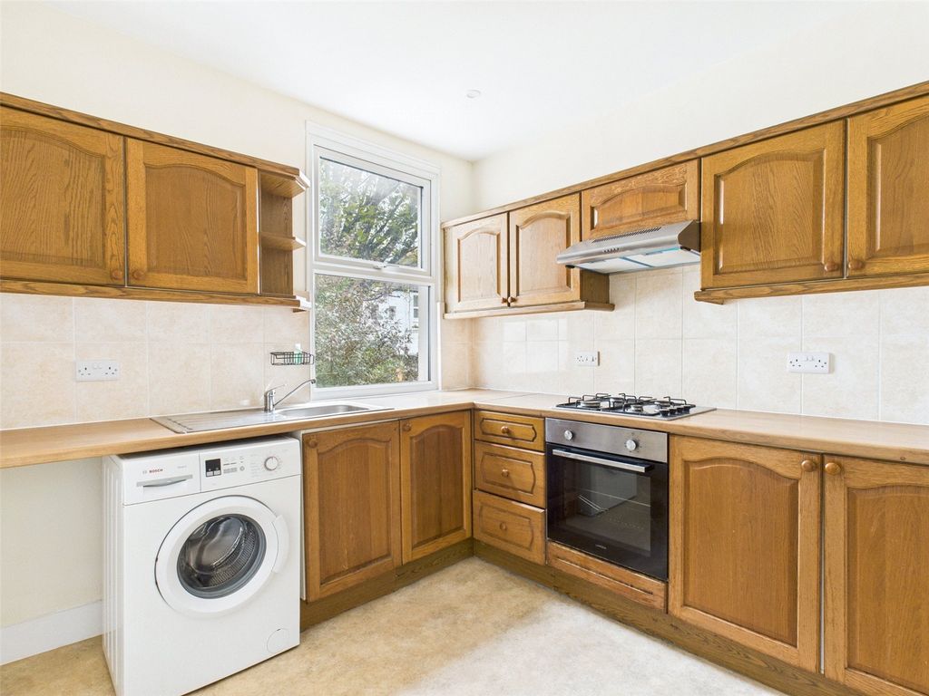 Property photo 1 of 10 Kitchen