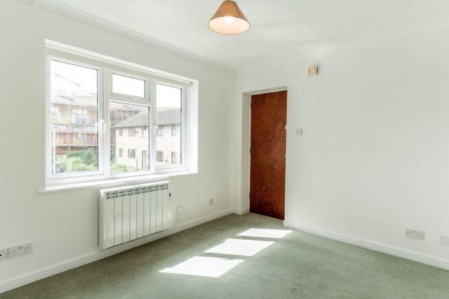 Property photo 3 of 6 3