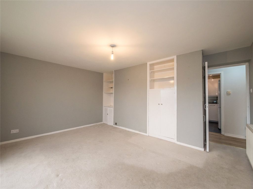 Property photo 2 of 10 Photo 2