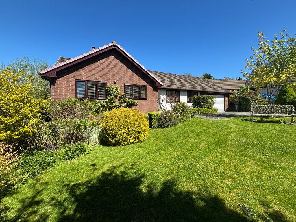 Property photo 1 of 26