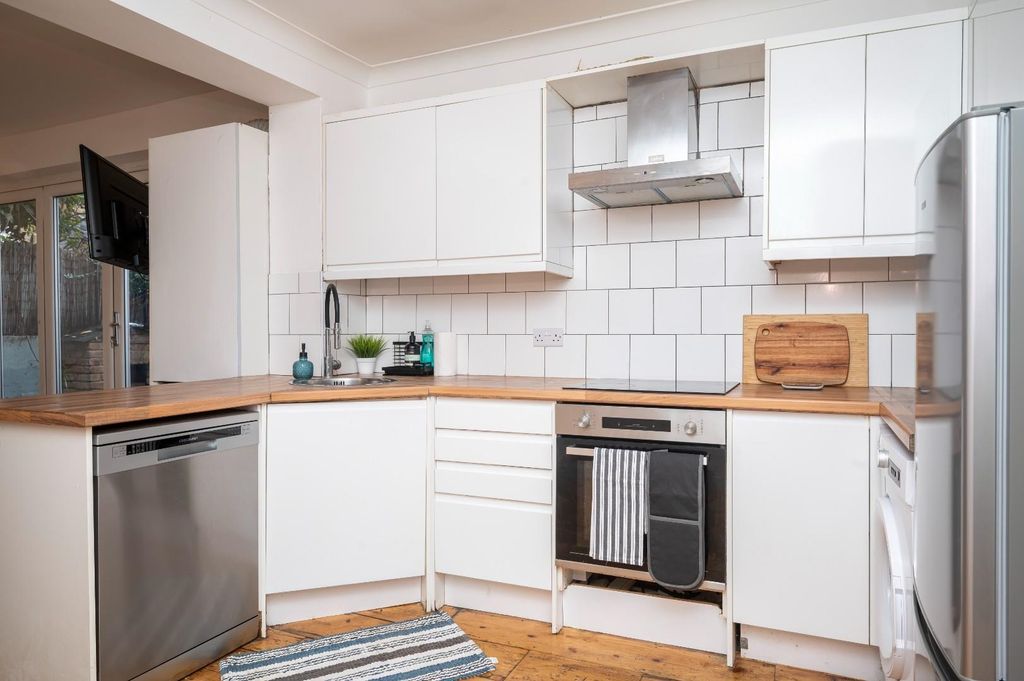 Property photo 2 of 79 Jf1_0318.Jpg