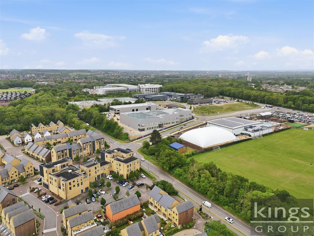Additional image 26 of 3 bed flat for saleNorth Square, Newhall, Harlow CM17