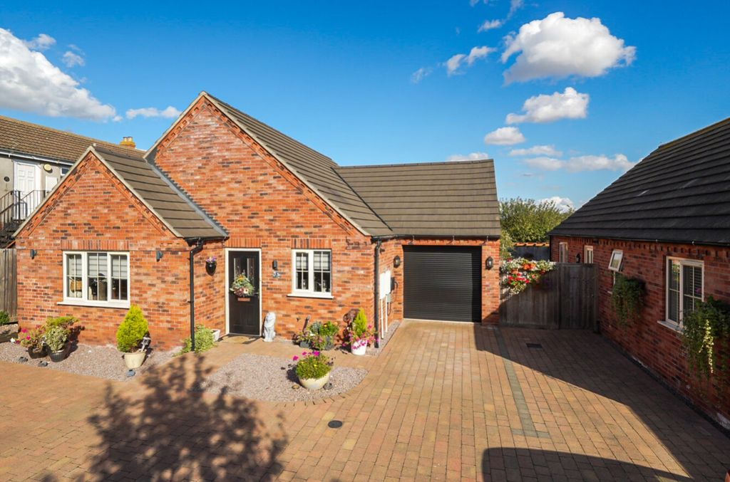 Property photo 1 of 24 1528829-2-1A0F7c7B3A957