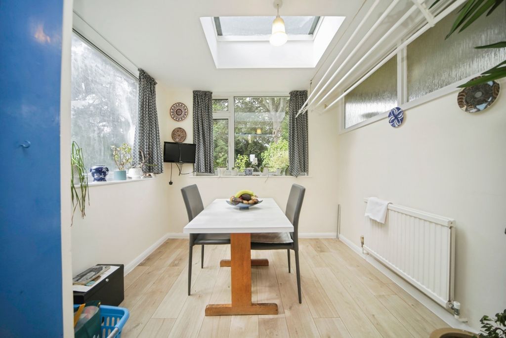 Property photo 3 of 14 Pbox-Img.Jpg