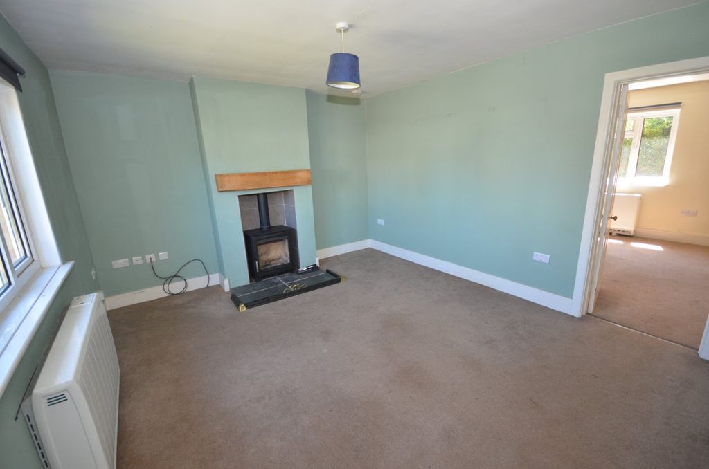 Property photo 2 of 7 Picture No. 11