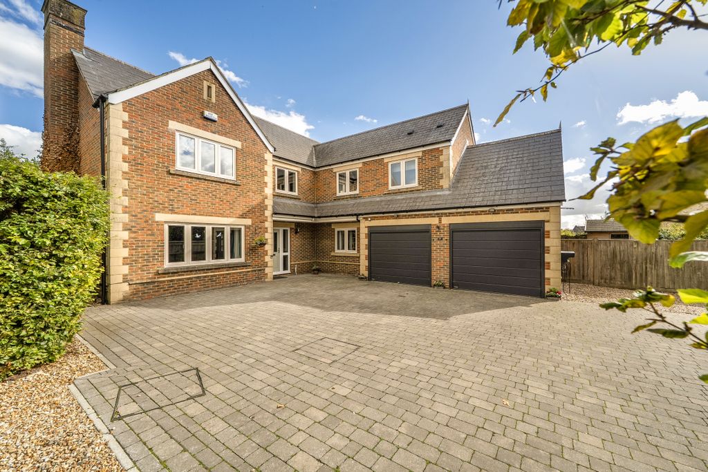 Property photo 1 of 22 16Abededd5705c1527306511