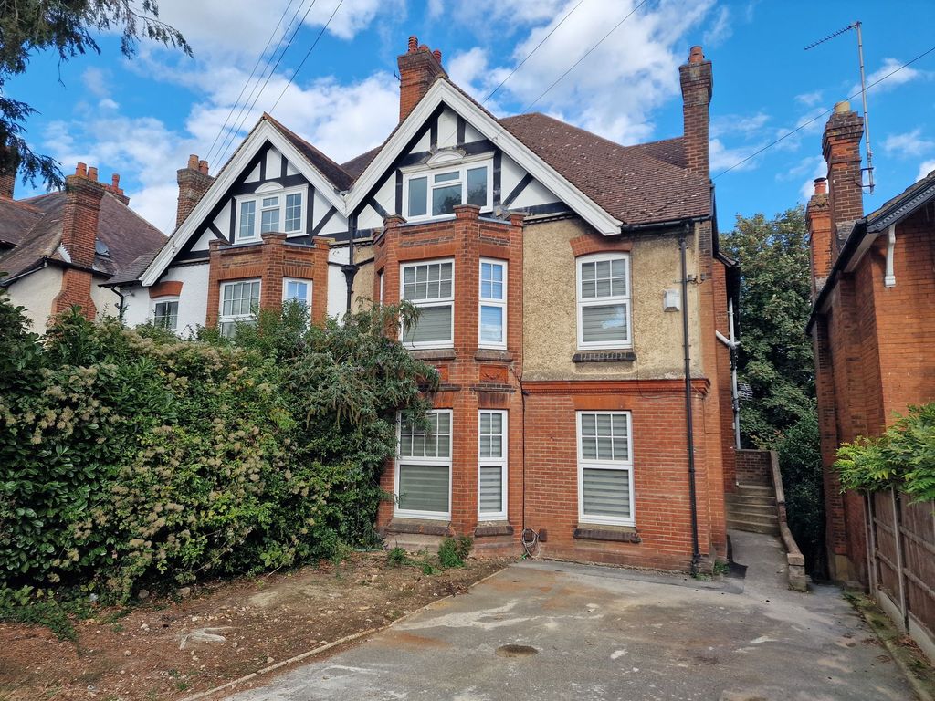 Property photo 1 of 4