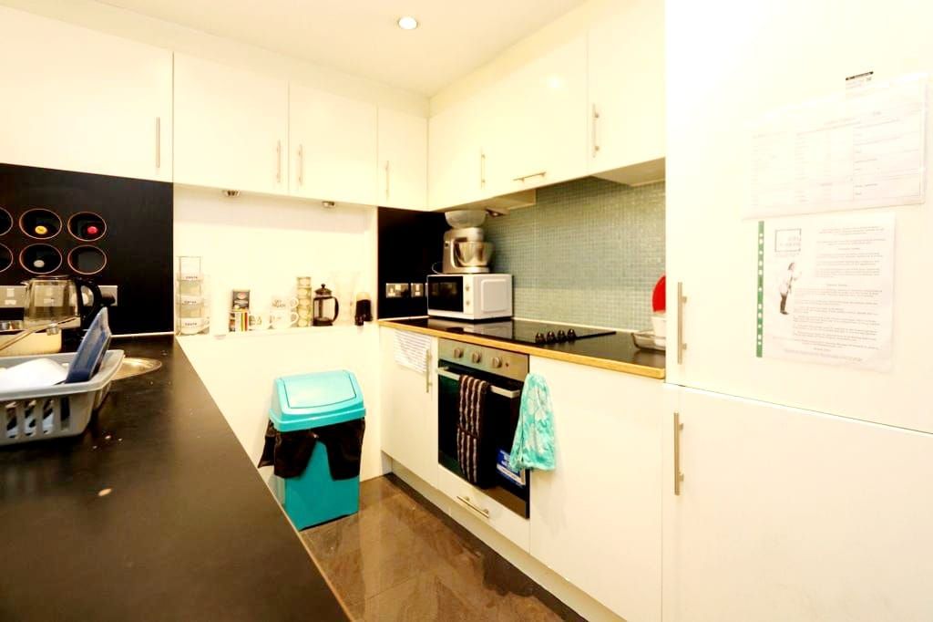 Property photo 2 of 9