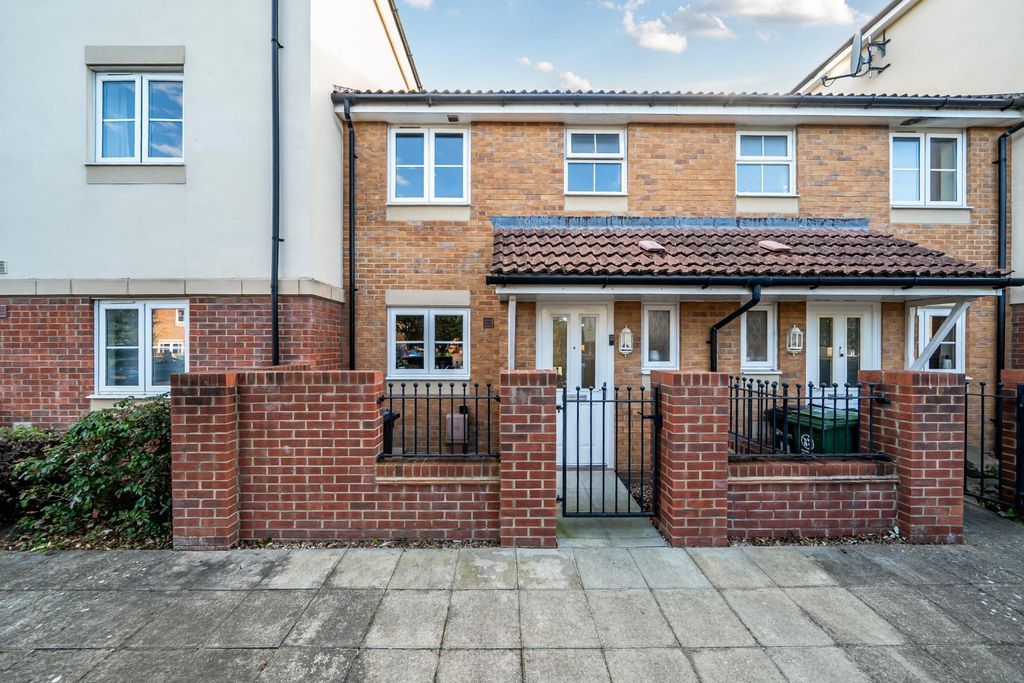 Property photo 1 of 15 1353716-20-68d178F475A40.Jpg