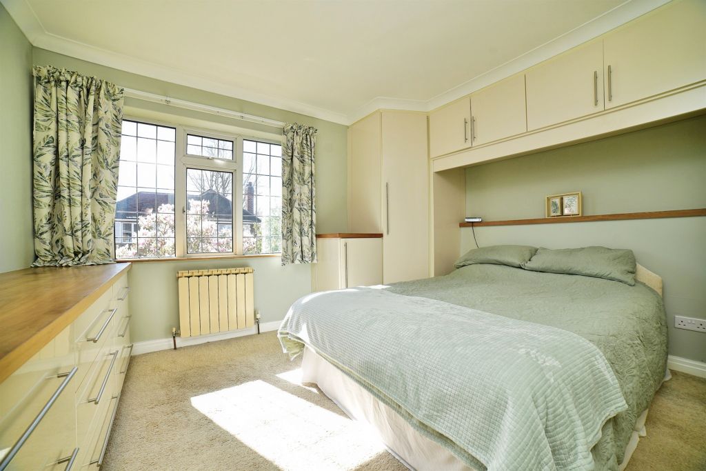 Property photo 3 of 16
