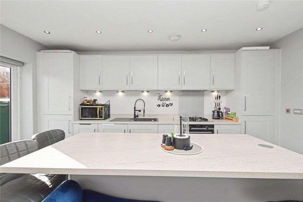 Property photo 1 of 18 Picture 1