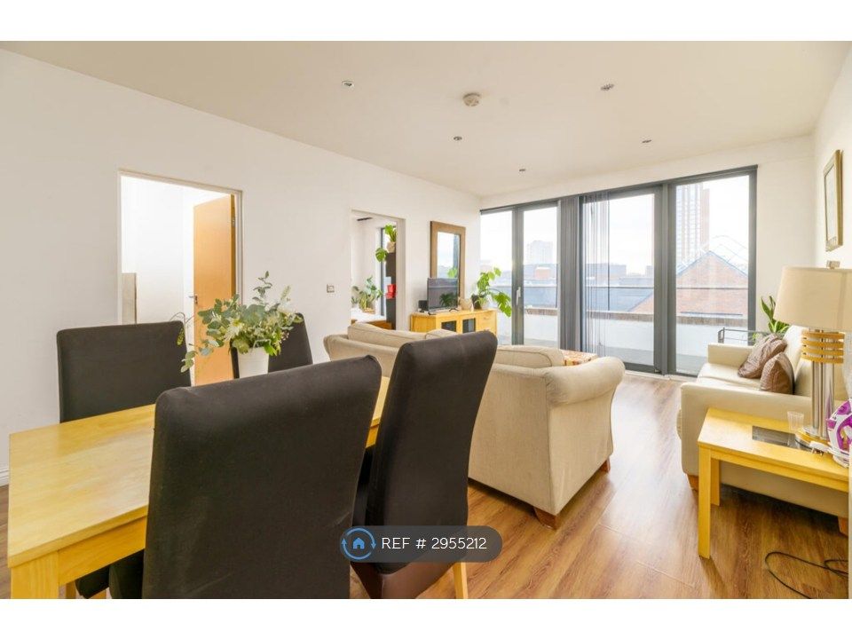 Property photo 2 of 11