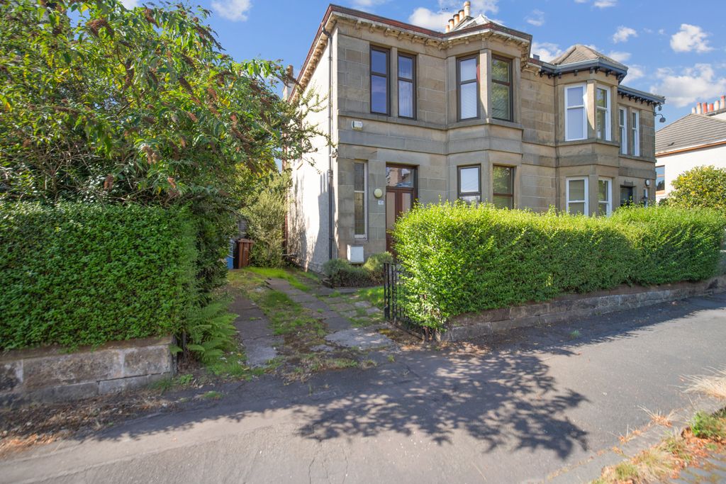 Property photo 1 of 31
