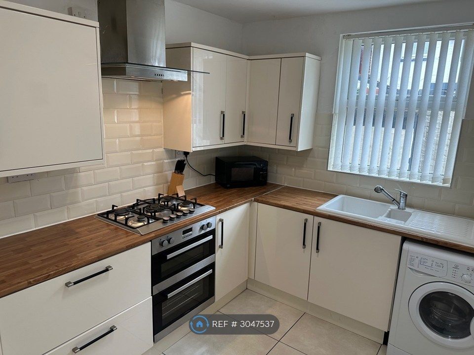 Property photo 3 of 18