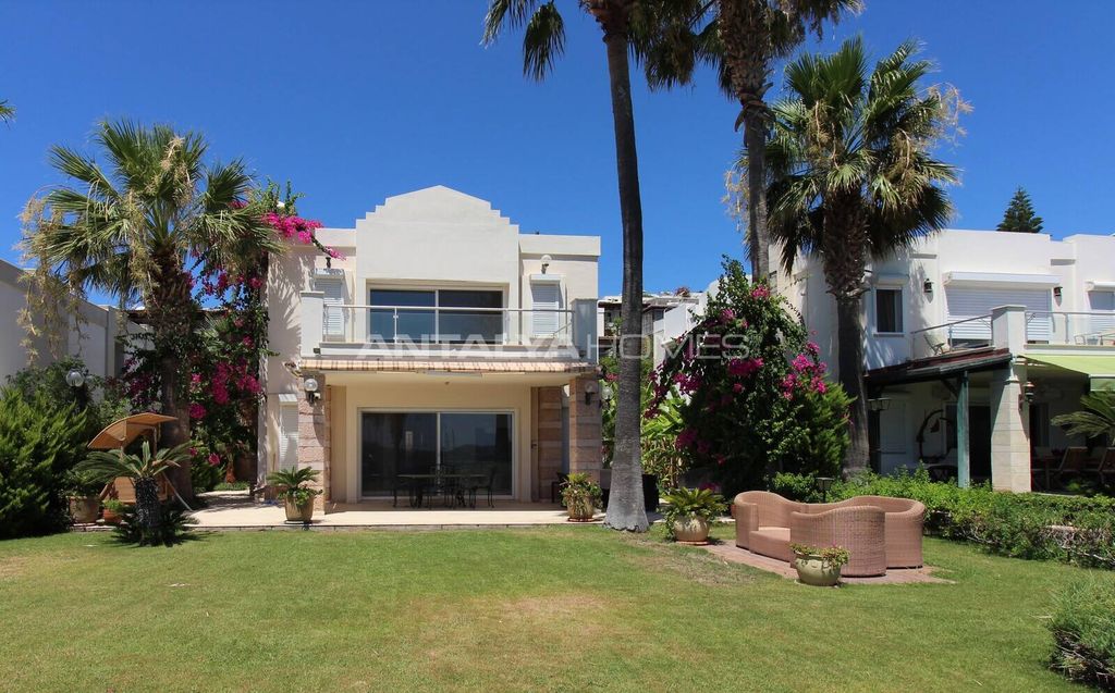 Property photo 2 of 32