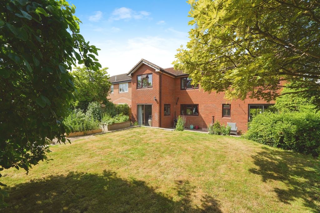 Property photo 1 of 17 Photo