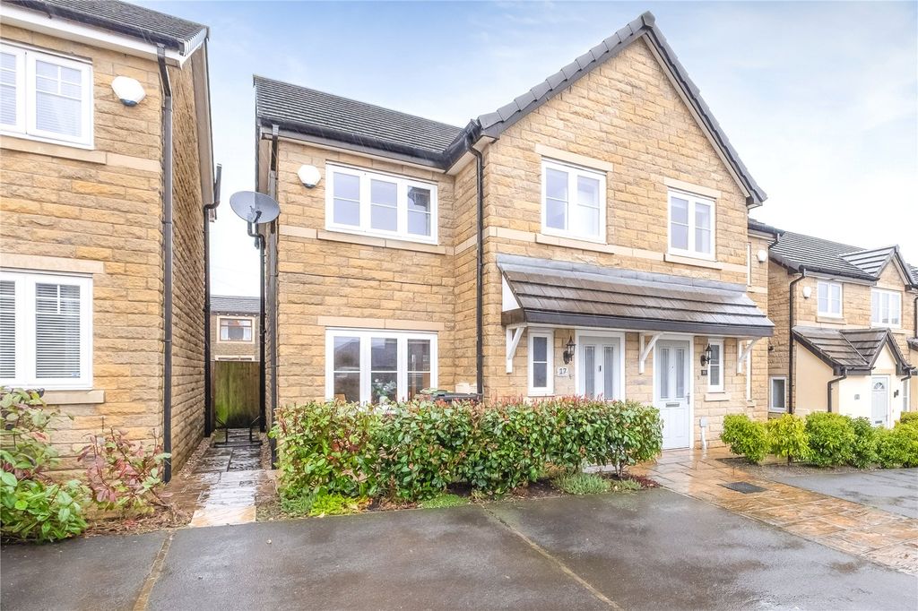 Property photo 1 of 21 Front Elevation