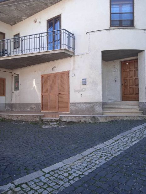 Property photo 3 of 20