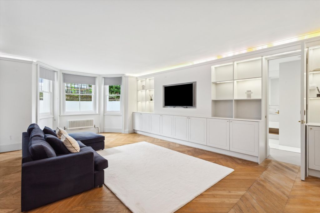 Property photo 1 of 15 Image