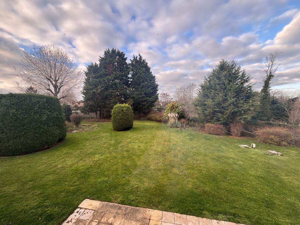 Additional image 14 of 3 bed detached house to rentCabbage Moor, Gt Shelford, Cambridge CB22