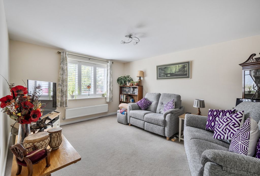 Property photo 3 of 19 1464106-13-6A05F7...