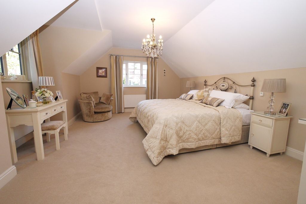 Additional image 23 of 4 bed detached house for saleBawtry Road, Bessacarr, Doncaster DN4