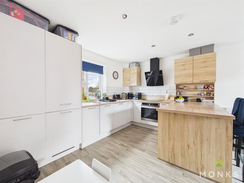Property photo 3 of 8 Cf51Feb58Ae546Acabd7Eb7A74A2E937_100_Cam01420G0-Pr