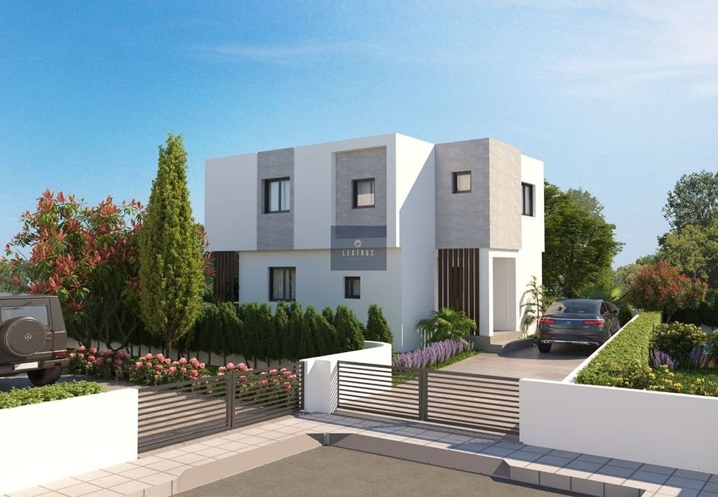 Property photo 3 of 23