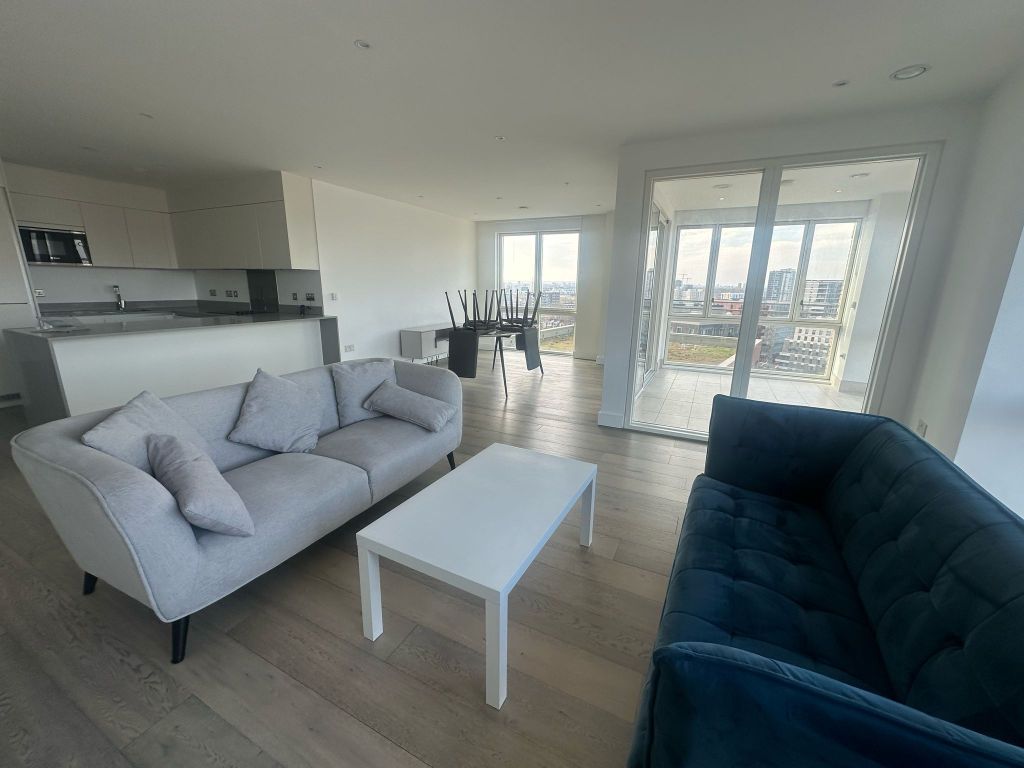 Property photo 2 of 11