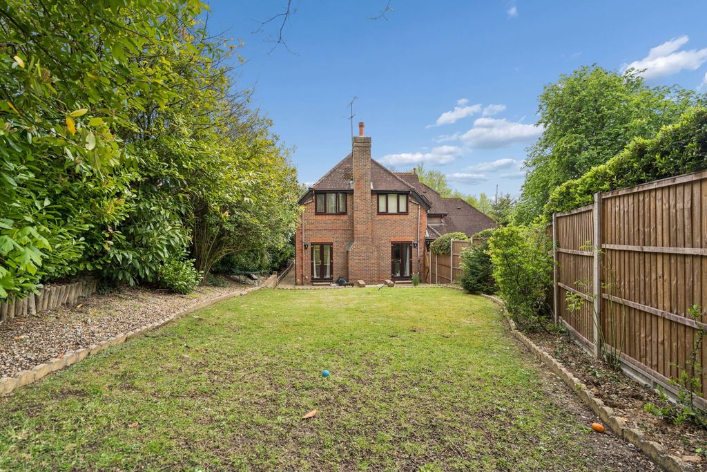Property photo 2 of 13