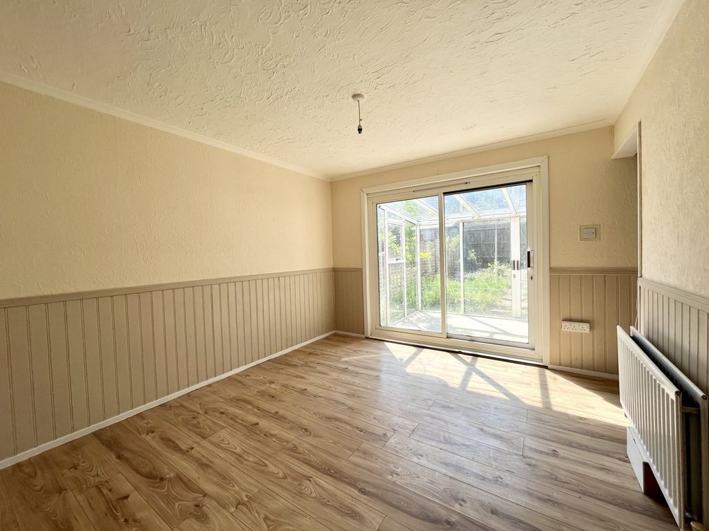 Property photo 2 of 13 2