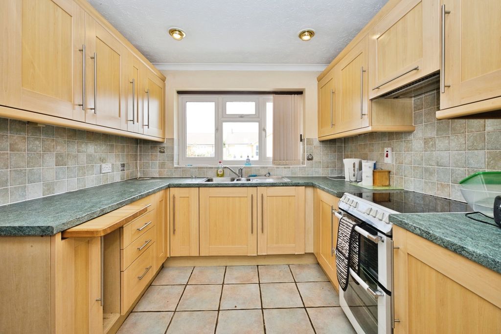 Property photo 3 of 29 Pbox-Img.Jpg