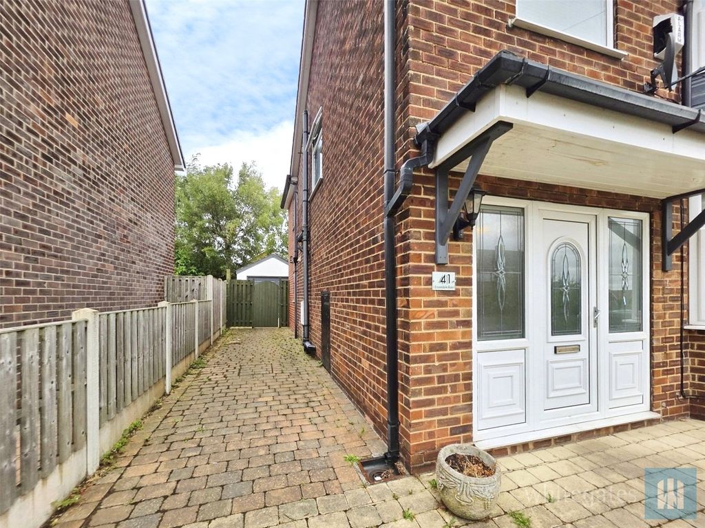 Property photo 3 of 31 Picture No. 08