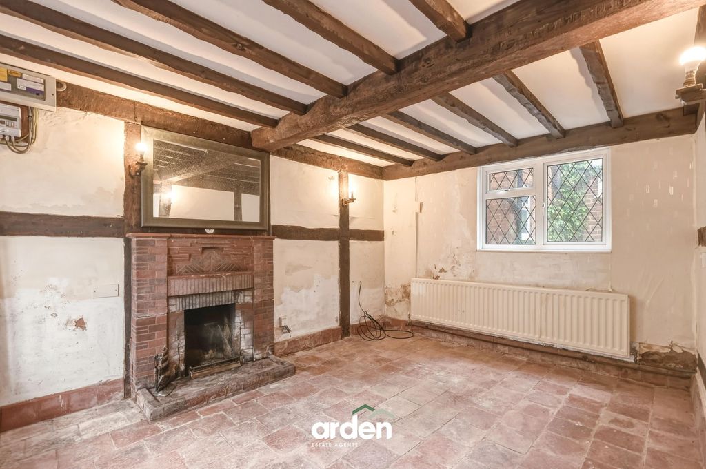 Property photo 2 of 13