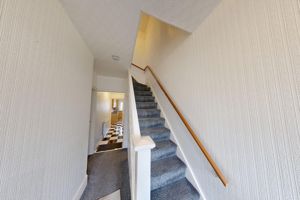 Property photo 2 of 16 2.Jpg