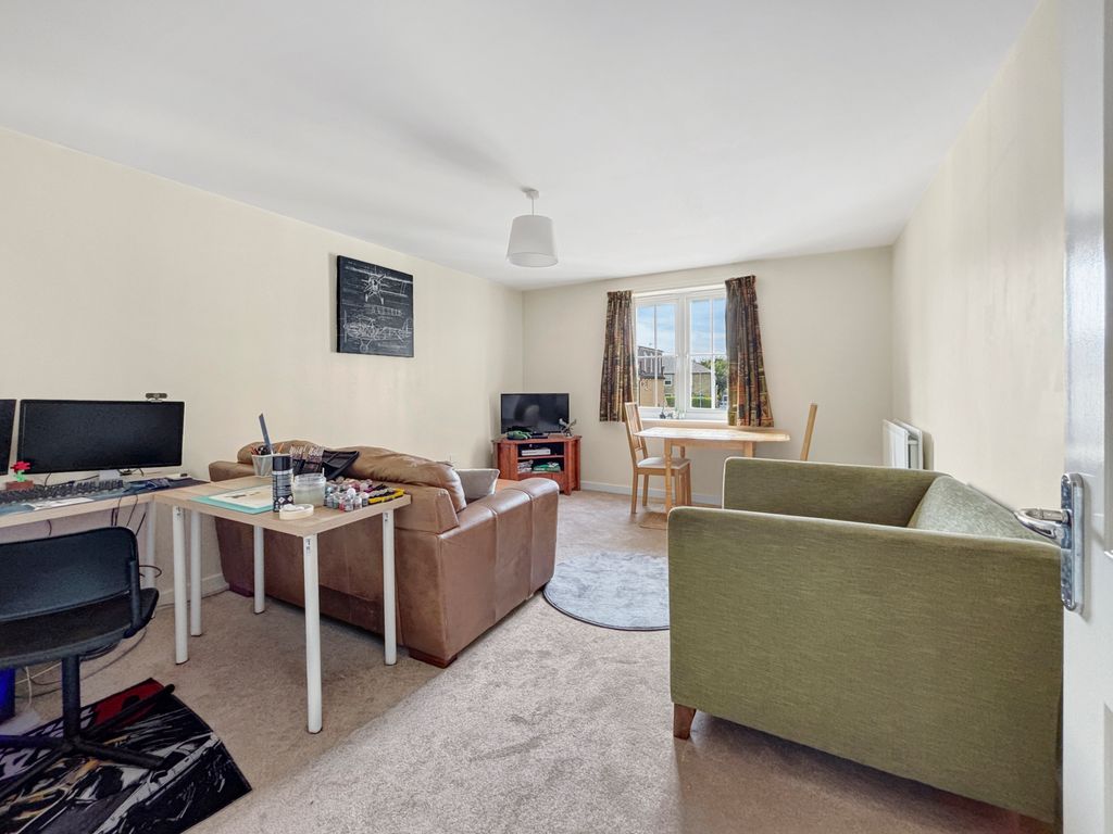 Property photo 3 of 14 7Cec0937Fa146c472d7250Aaf47A62247d2Ef2B2