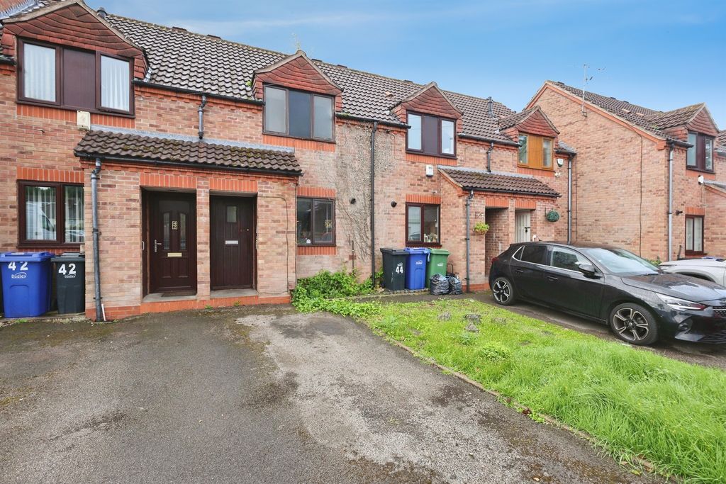 Property photo 1 of 18