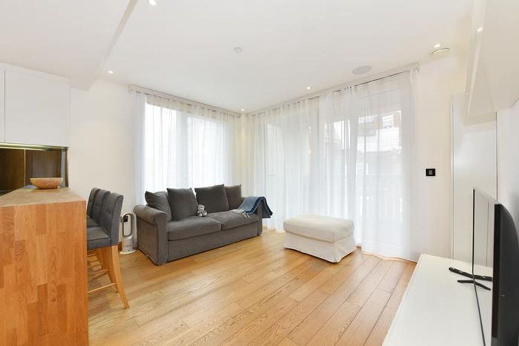 Property photo 3 of 12